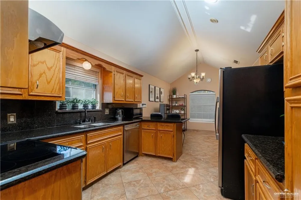513 E Shasta Avenue McAllen, TX 78504