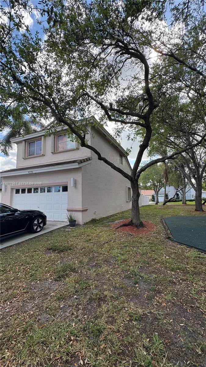 4220 SW 153rd Ave Miramar, FL 33027