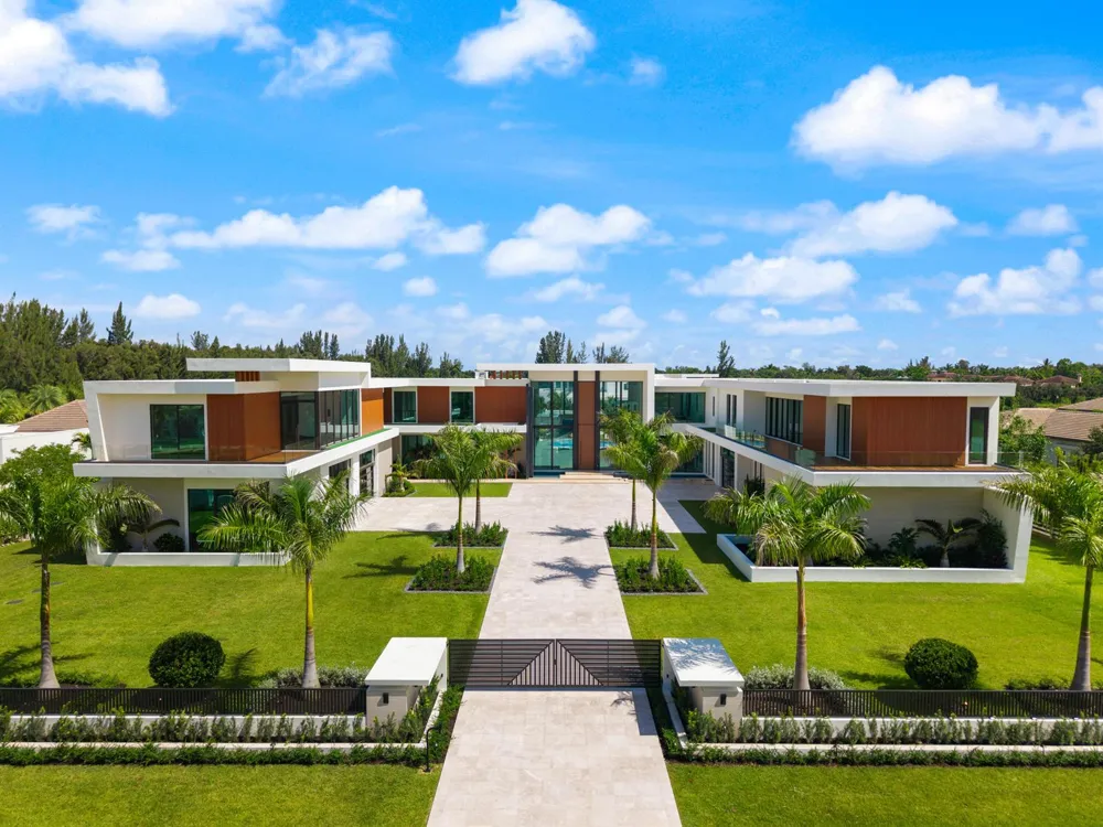 16745 Stratford Court Southwest Ranches, FL 33331