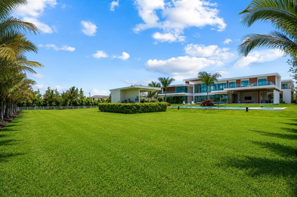16745 Stratford Court Southwest Ranches, FL 33331