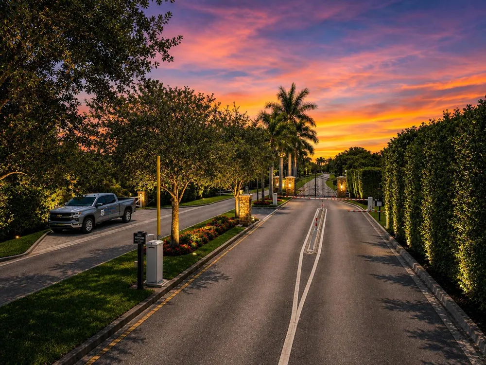 16745 Stratford Court Southwest Ranches, FL 33331