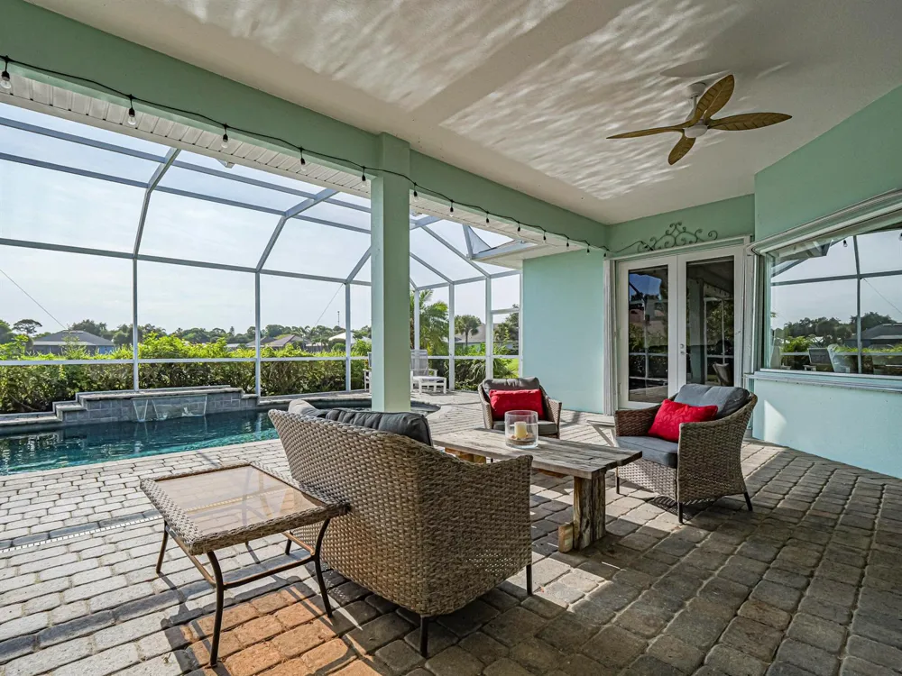 6640 49TH COURT Vero Beach, FL 32967
