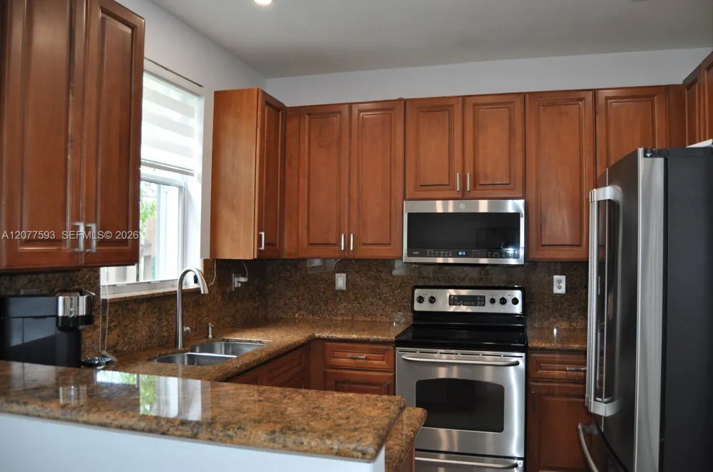 7940 NW 108th Pl Doral, FL 33178