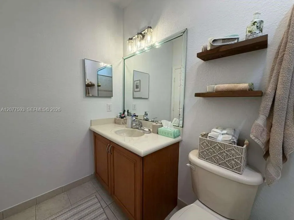 7940 NW 108th Pl Doral, FL 33178