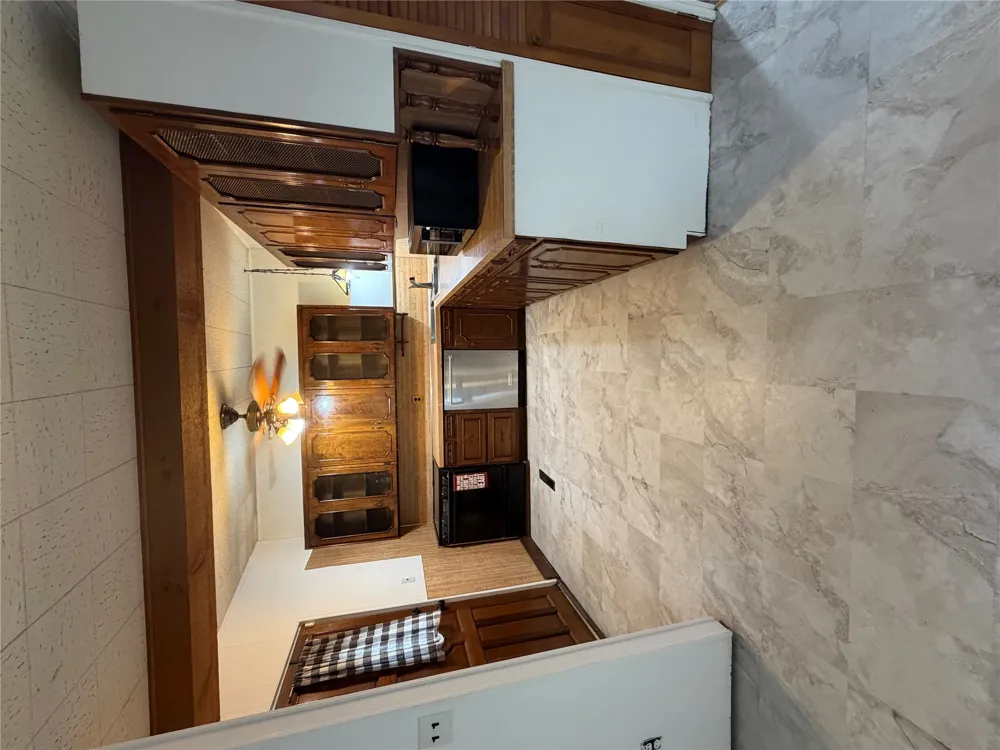 180 Grandview Circle Locust Grove, OK 74352