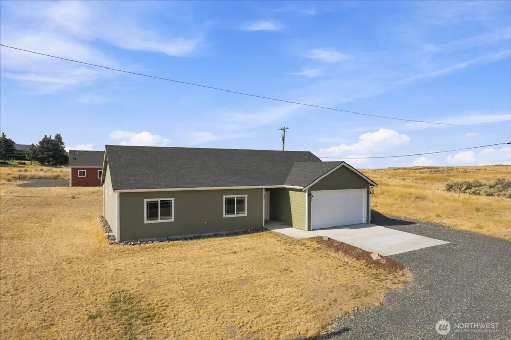 620 SW Regent Ave Wilbur, WA 99185