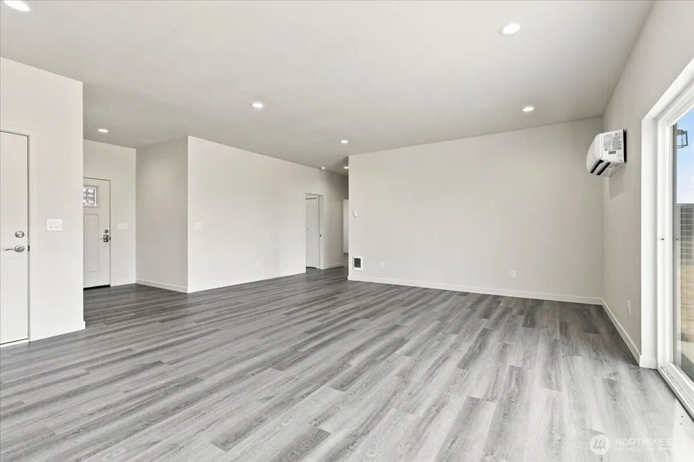 620 SW Regent Ave Wilbur, WA 99185
