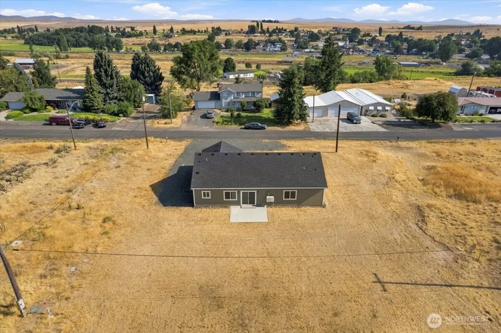 620 SW Regent Ave Wilbur, WA 99185