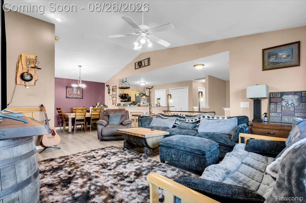 51677 Hale Lane #122 Chesterfield Township, MI 48051