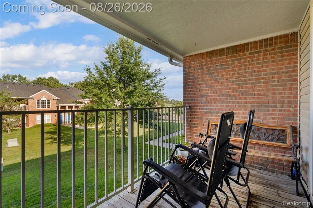 51677 Hale Lane #122 Chesterfield Township, MI 48051