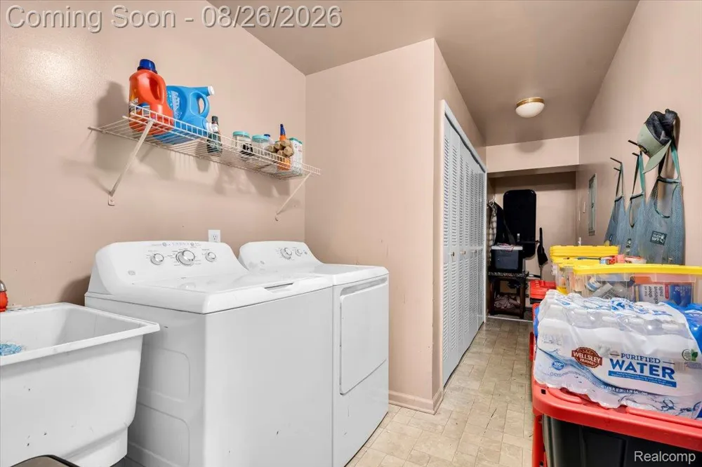 51677 Hale Lane #122 Chesterfield Township, MI 48051