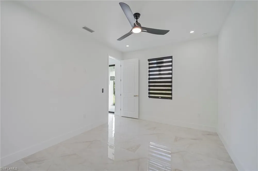 2702 11Th St SW Lehigh Acres, FL 33976