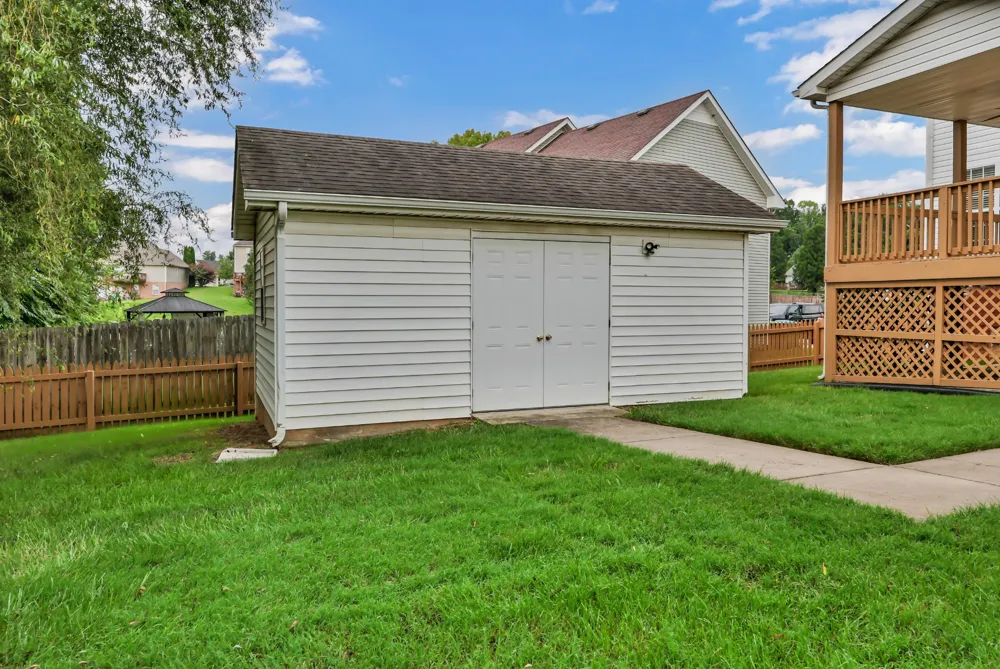 3332 Victoria Ct Clarksville, TN 37043