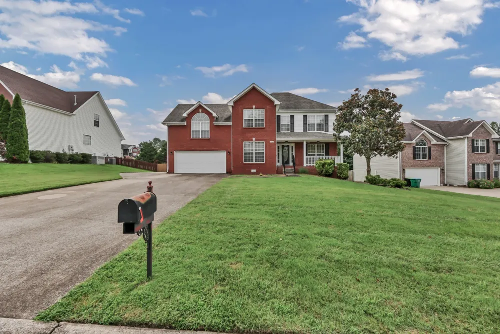 3332 Victoria Ct Clarksville, TN 37043