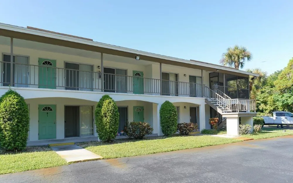 4035 S SCHOOL AVENUE #D2 Sarasota, FL 34231