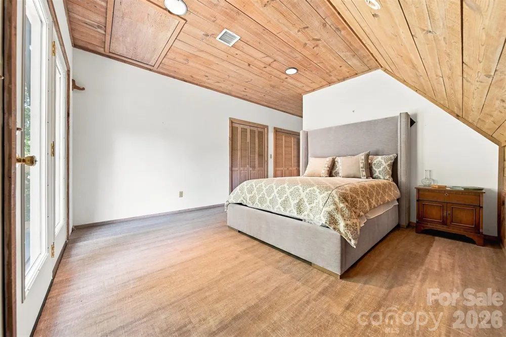 6580 Central Drive Conover, NC 28613