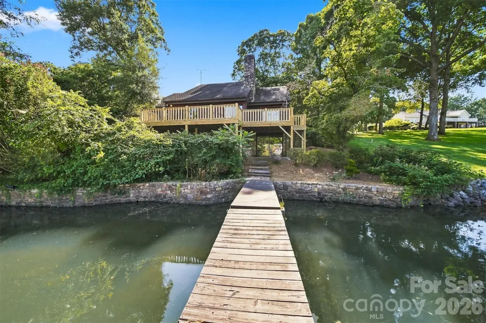6580 Central Drive Conover, NC 28613