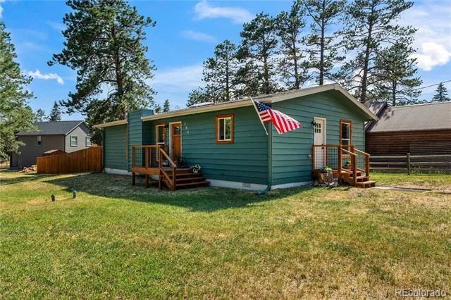 300 S Fairview Street Woodland Park, CO 80863