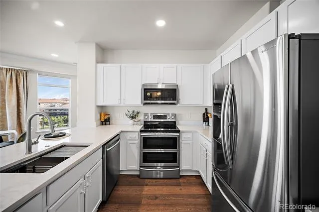 10184 Park Meadows Drive #1410 Lone Tree, CO 80124