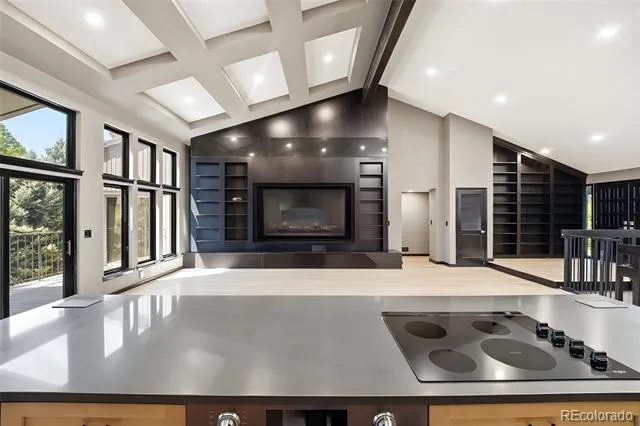 27 Beacon Hill Lane Greenwood Village, CO 80111