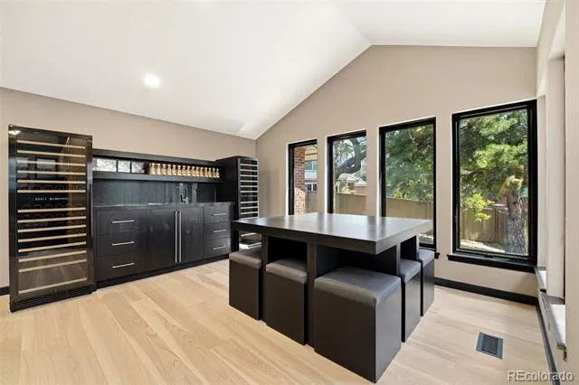 27 Beacon Hill Lane Greenwood Village, CO 80111