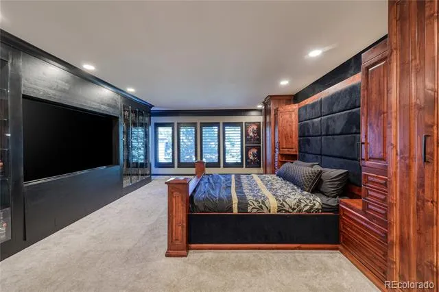 27 Beacon Hill Lane Greenwood Village, CO 80111