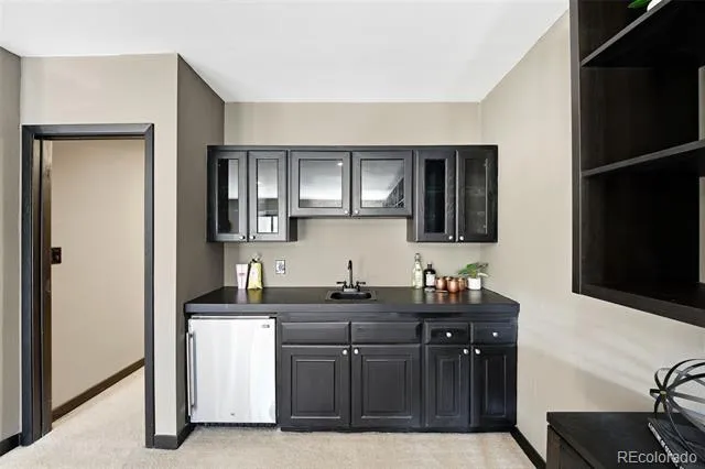 27 Beacon Hill Lane Greenwood Village, CO 80111