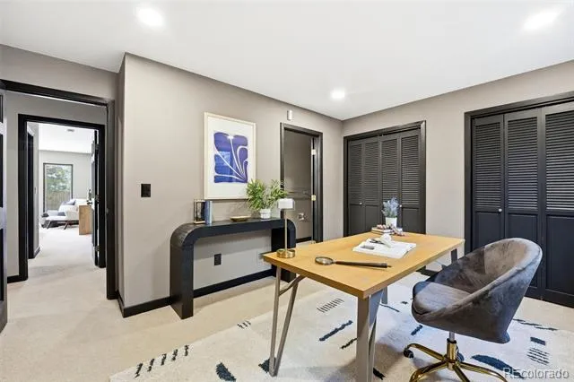 27 Beacon Hill Lane Greenwood Village, CO 80111