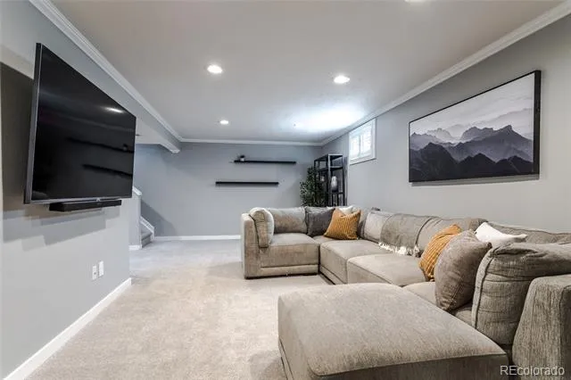 7135 Welch Court Arvada, CO 80004