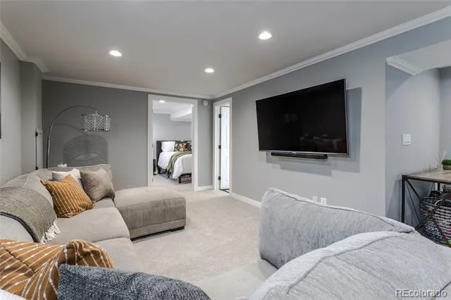 7135 Welch Court Arvada, CO 80004