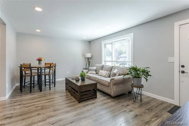 7135 Welch Court Arvada, CO 80004
