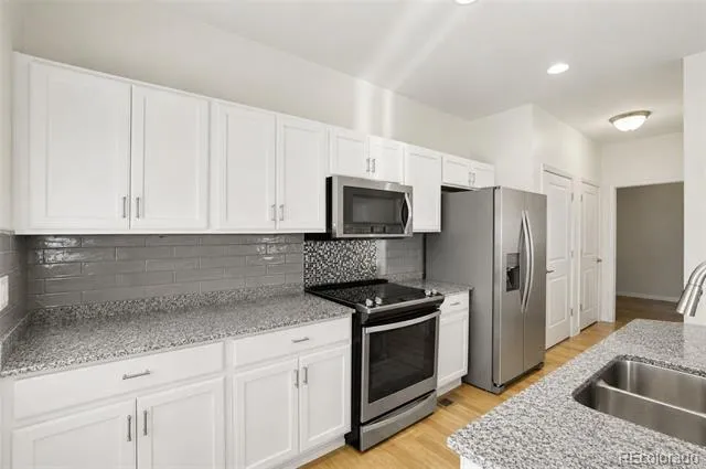 2008 S Flanders Way #D Aurora, CO 80013