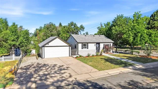 6005 S Sycamore Street Littleton, CO 80120