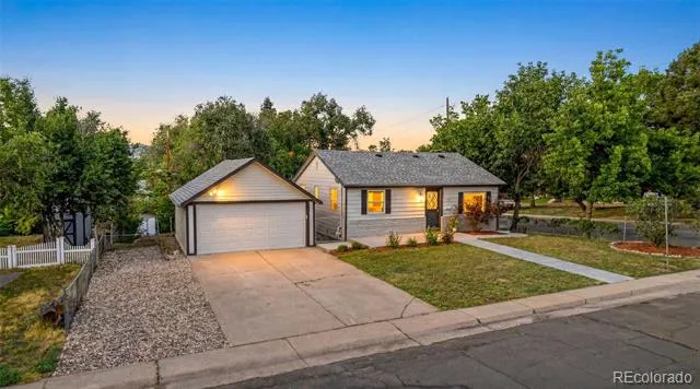 6005 S Sycamore Street Littleton, CO 80120
