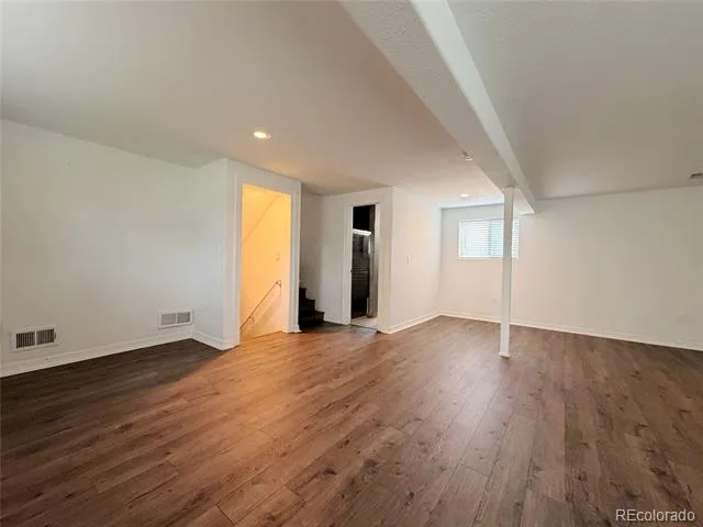 945 Dearborn Street Aurora, CO 80011