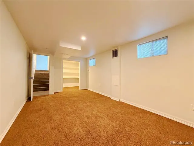 945 Dearborn Street Aurora, CO 80011