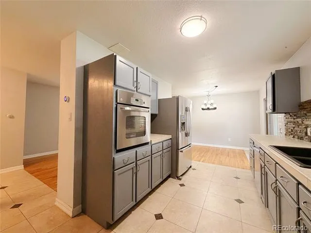 945 Dearborn Street Aurora, CO 80011