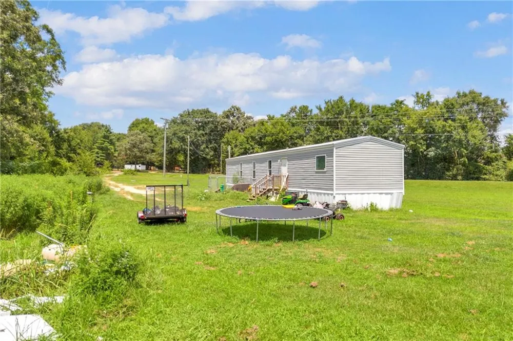 2159 Deep Creek Road Dewy Rose, GA 30634