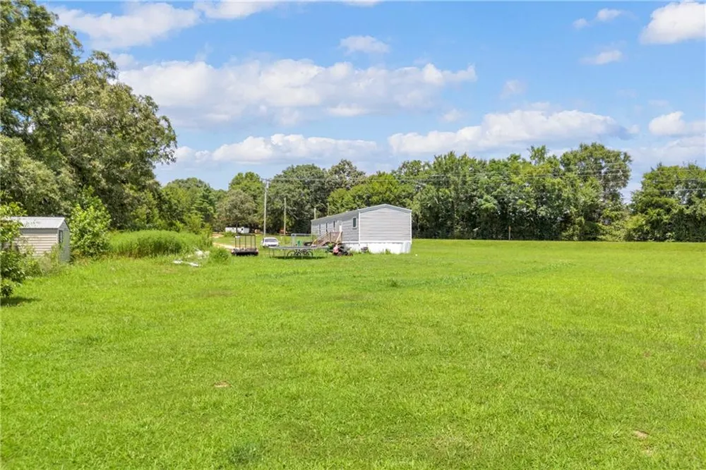 2159 Deep Creek Road Dewy Rose, GA 30634