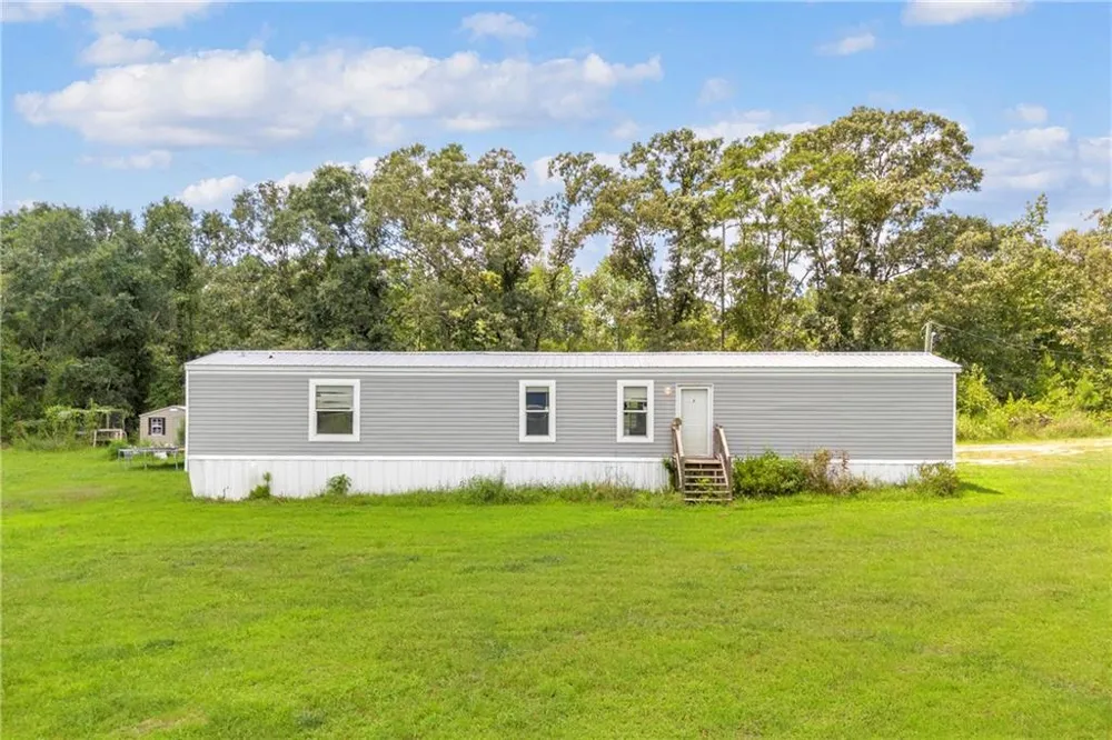 2159 Deep Creek Road Dewy Rose, GA 30634