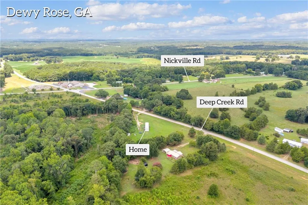 2159 Deep Creek Road Dewy Rose, GA 30634