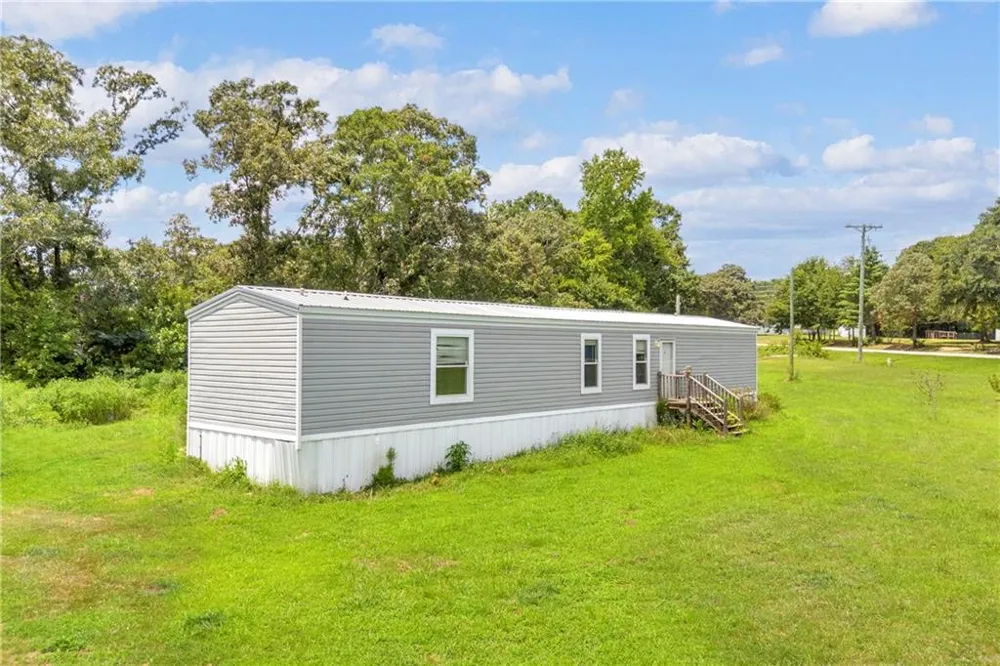 2159 Deep Creek Road Dewy Rose, GA 30634