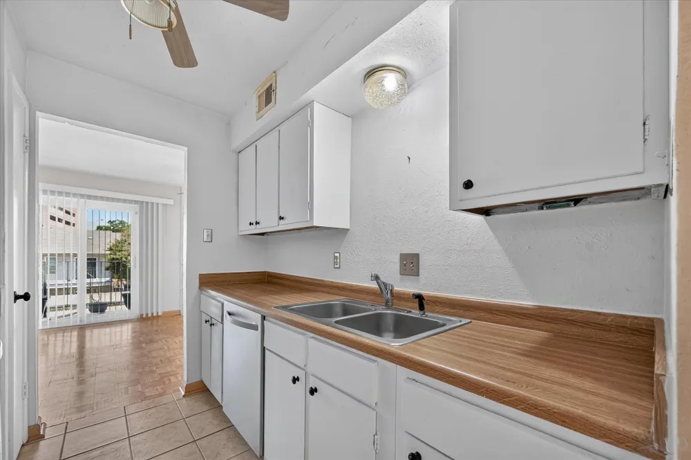8071 Meadow Road #219 Dallas, TX 75231