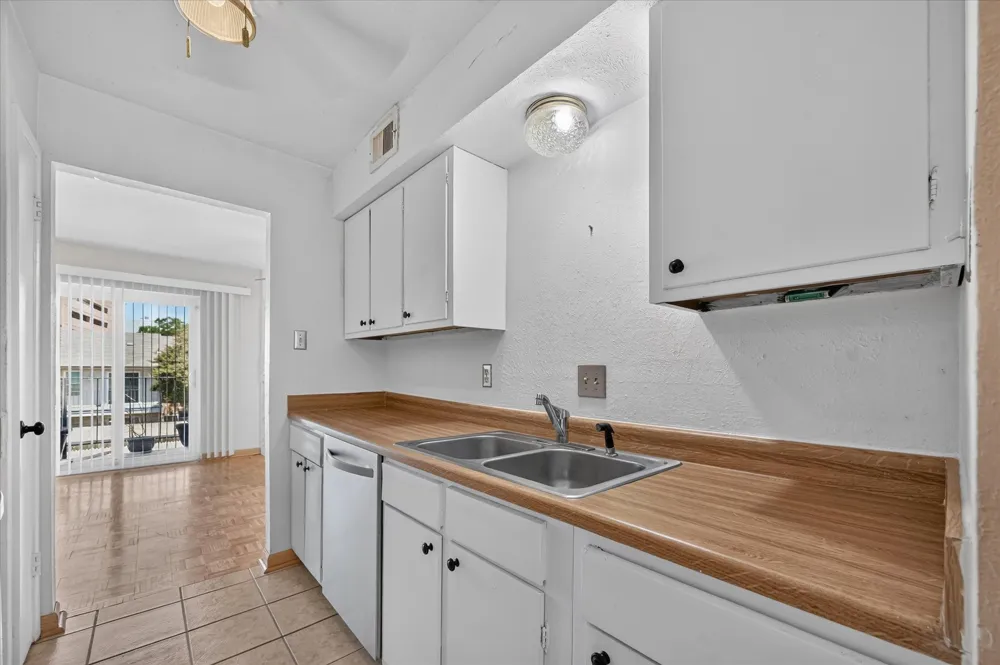 8071 Meadow Road #219 Dallas, TX 75231