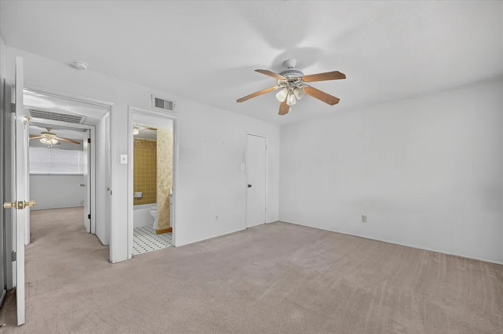 8071 Meadow Road #219 Dallas, TX 75231