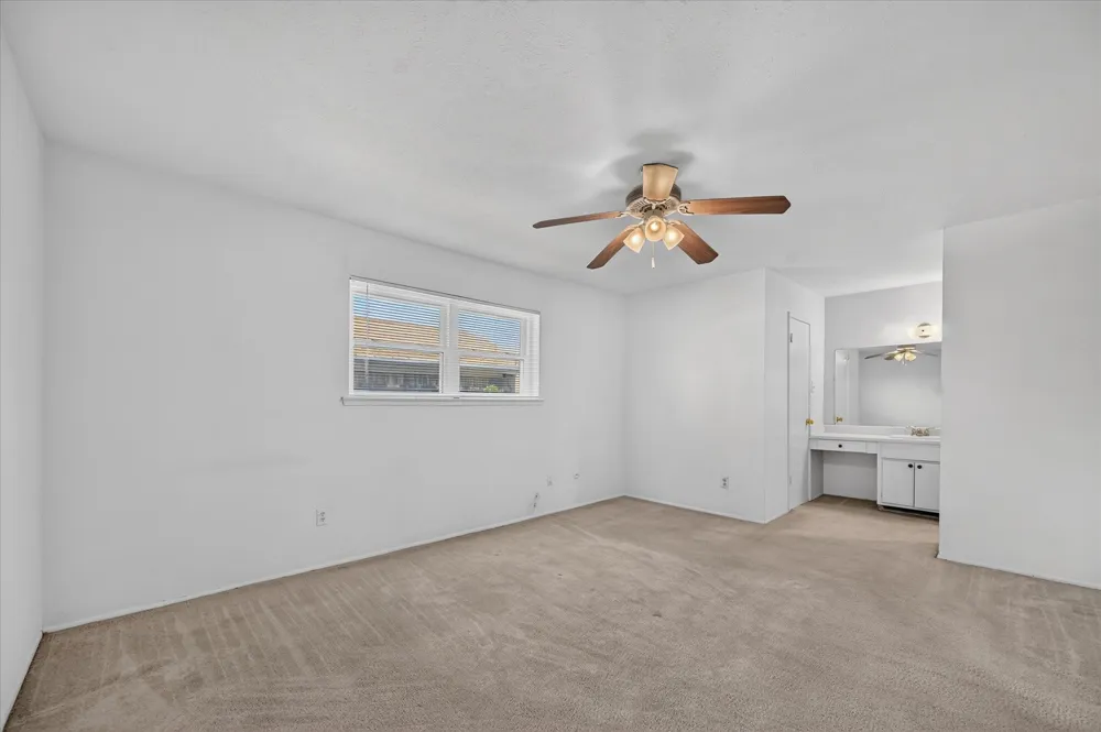 8071 Meadow Road #219 Dallas, TX 75231