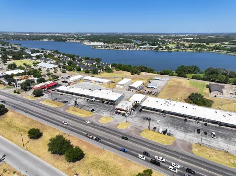 1342 E US Highway 377