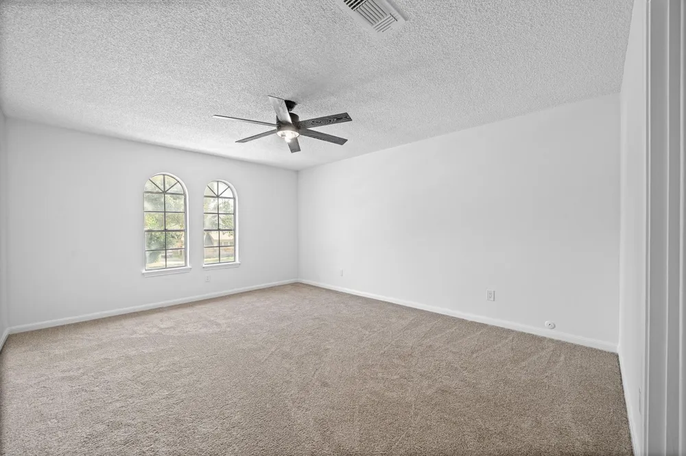 15802 Seattle Street Jersey Village, TX 77040