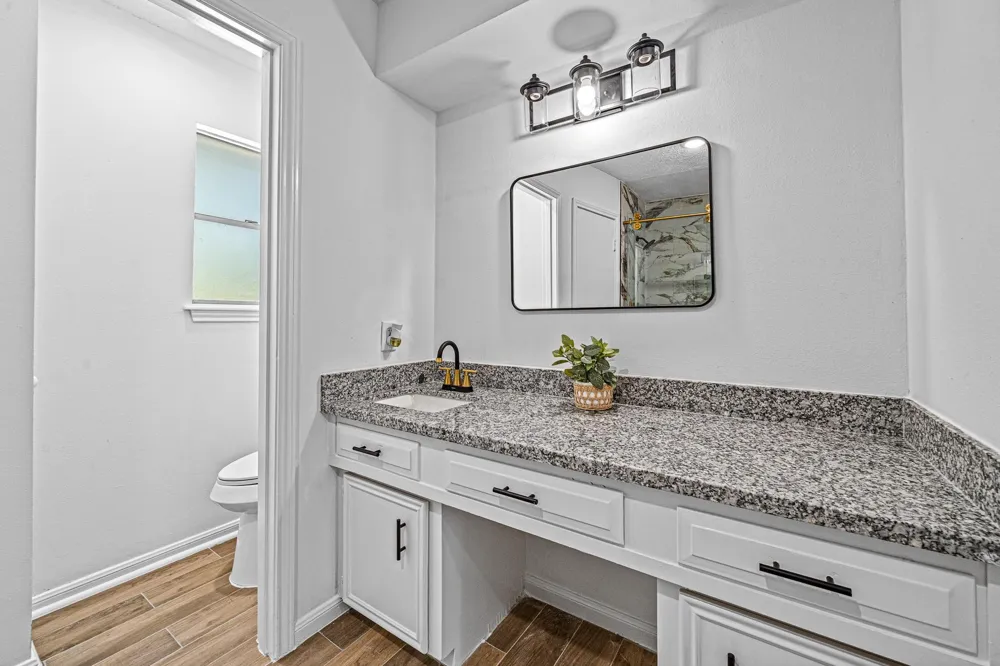 15802 Seattle Street Jersey Village, TX 77040