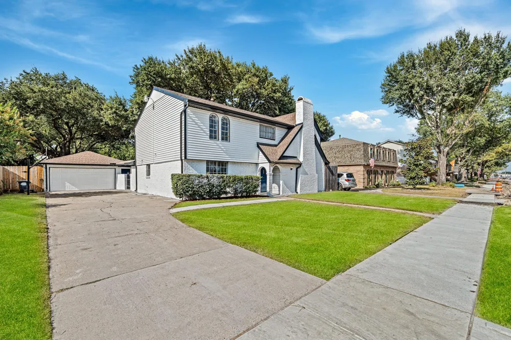 15802 Seattle Street Jersey Village, TX 77040